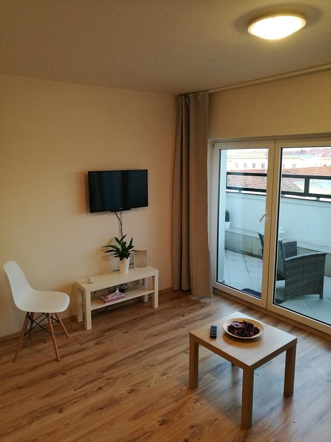 Haas Apartments Stojanova With Parking Brno Exterior photo