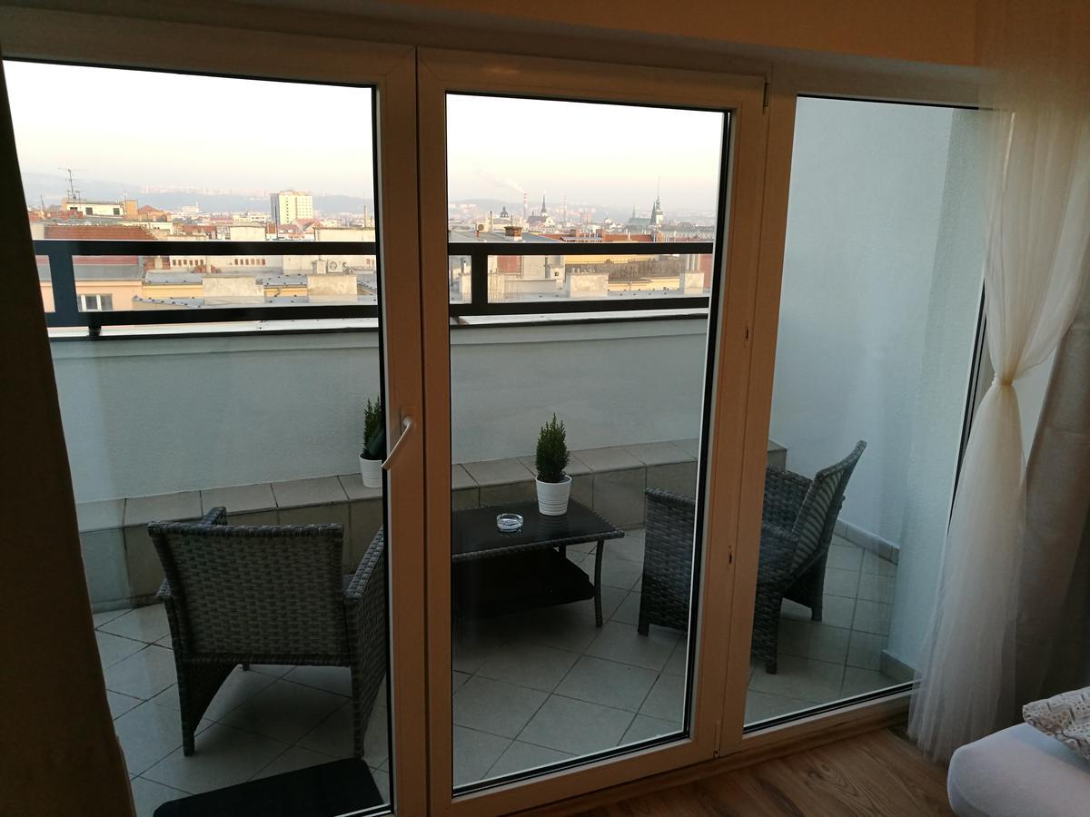 Haas Apartments Stojanova With Parking Brno Exterior photo