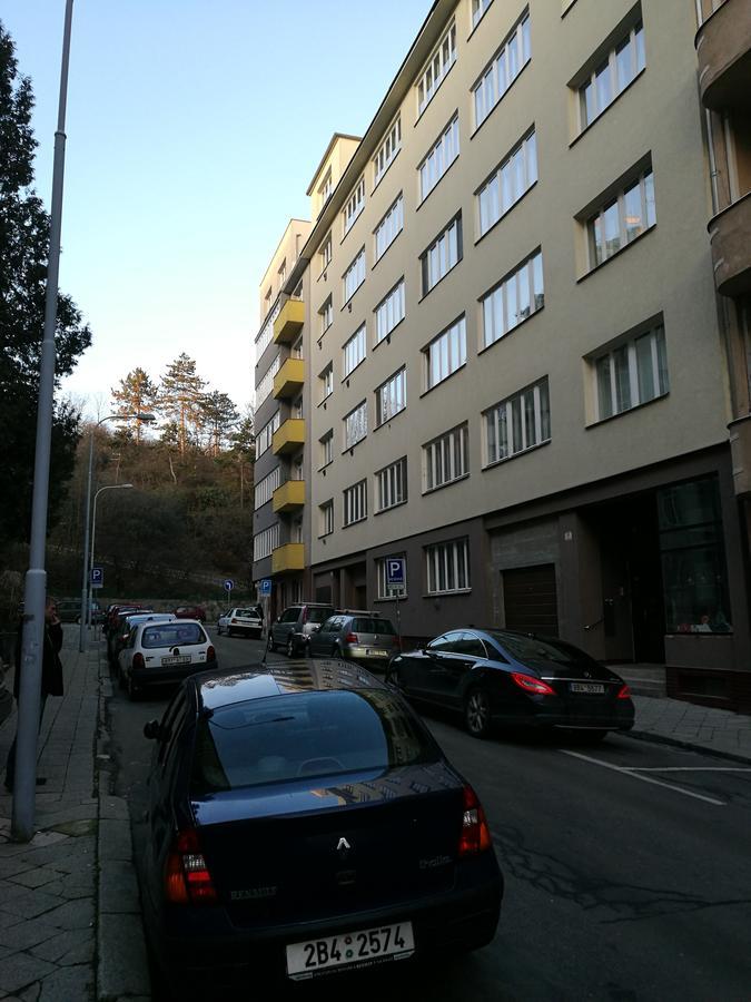 Haas Apartments Stojanova With Parking Brno Exterior photo
