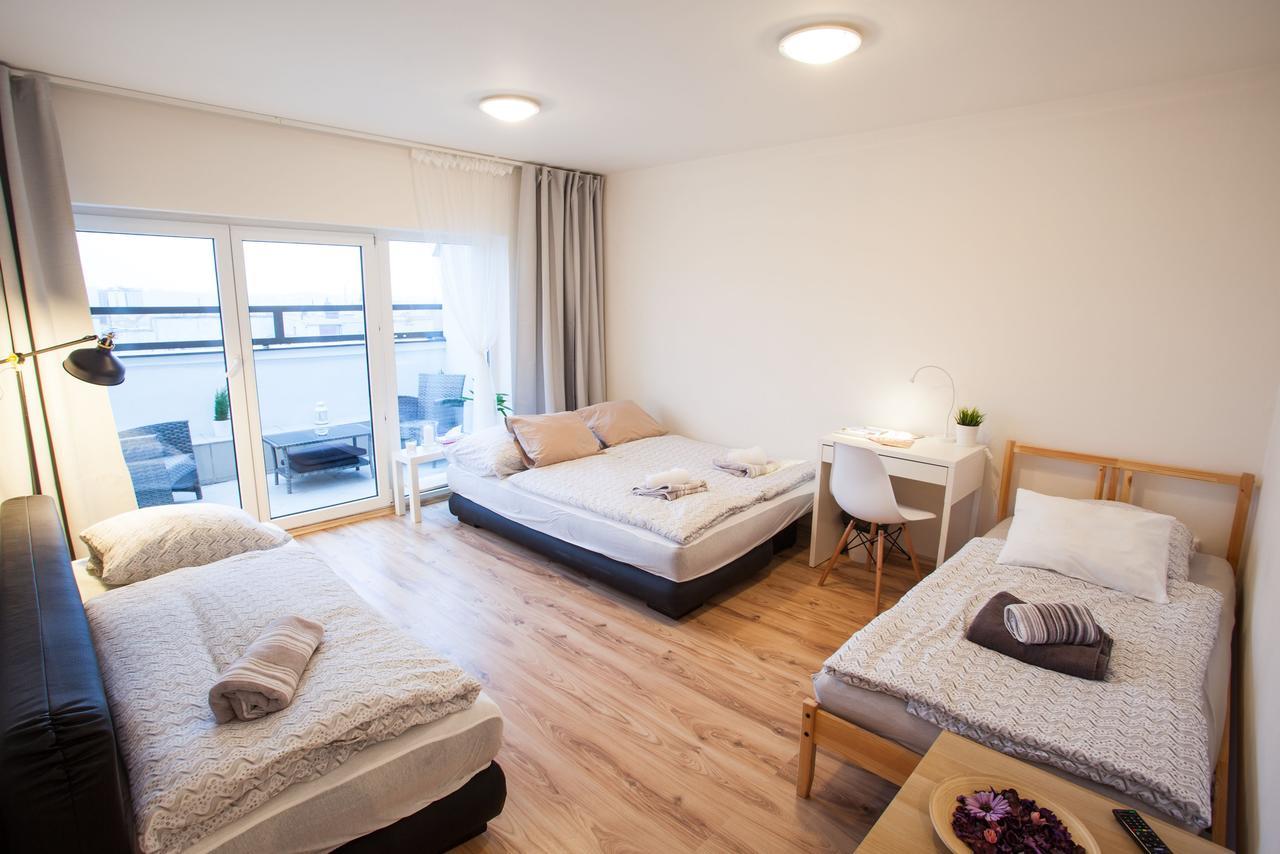 Haas Apartments Stojanova With Parking Brno Exterior photo